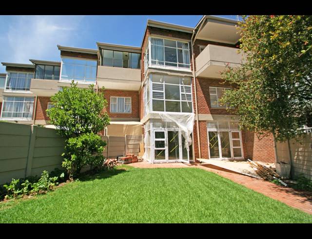 3 BEDROOM SECTIONAL TITLE FOR SALE IN FAIRMOUNT